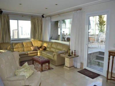Apartamento com 4 Dormitórios Sendo 4 Suítes Sendo a Suíte M