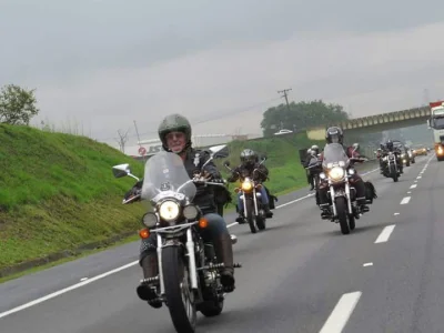 Shadow 600 Equipada