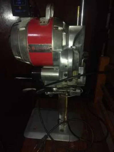 Máquina de Corte Singer Lamina 8 Polegadas