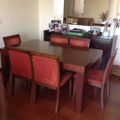 Mesa e Cadeiras