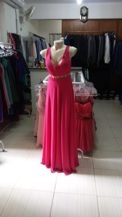 Vendo Loja Aluguel de Roupas para Festas Feminina e Masculino