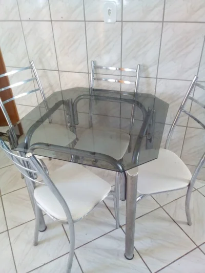 Mesa de Vidro 4 Caeiras
