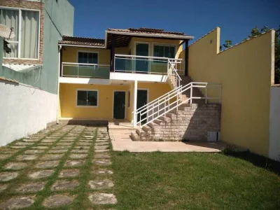 2 Casas em Rio das Ostras, 2 Qtos Cada uma