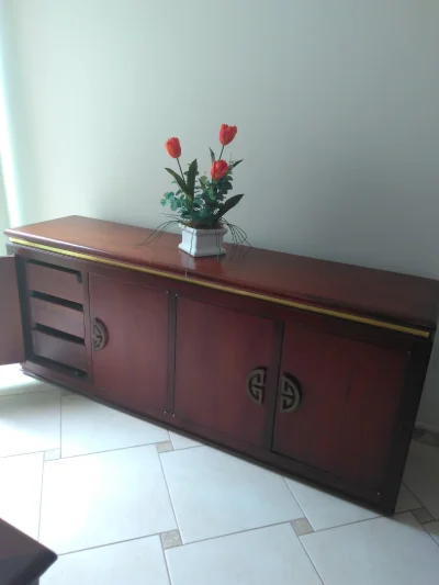 Mesa com 6 Cadeiras e Buffet, Madeira Maciça
