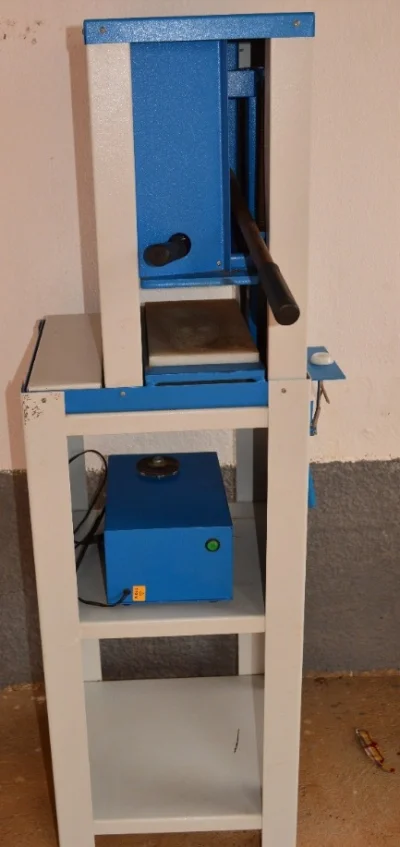 Máquina de Fazer Chinelos e Acessórios
