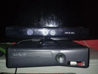 XBOX 360 com Kinect e Vários Jogos