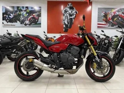 Hornet 600