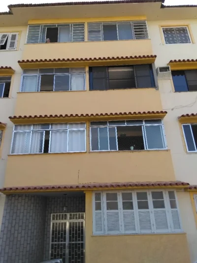 Apartamento em Del Castilho sem Rgi