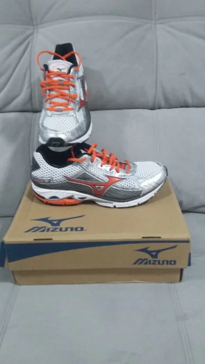 Tenis Mizzuno