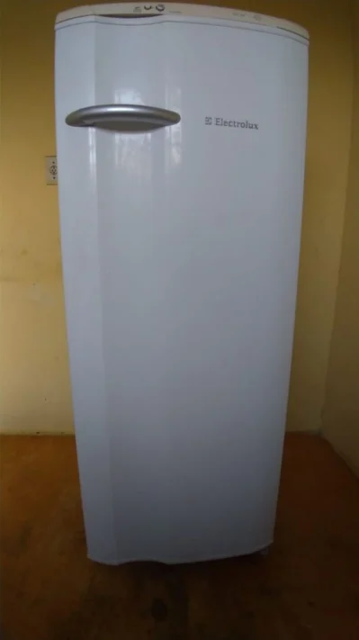 Vendo Geladeira