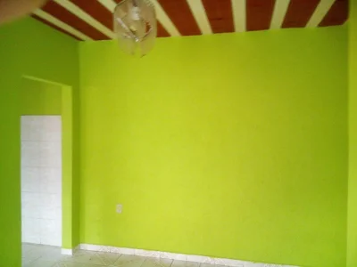 Alugo Casa