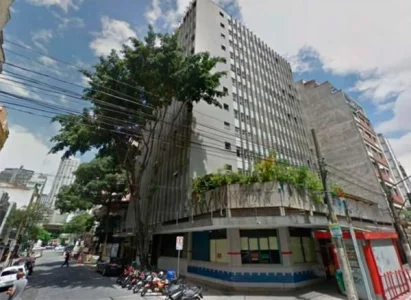 Vendo Apto Amplo em Santa Cecilia-sp