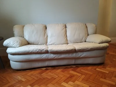 Sofá Couro Legítimo