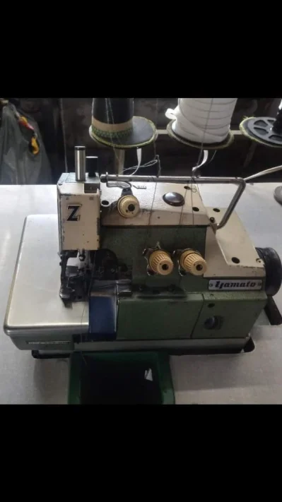 Vendo Máquina Overlok 600 RS