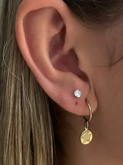 Clínic Especializada em Piercing e Joias