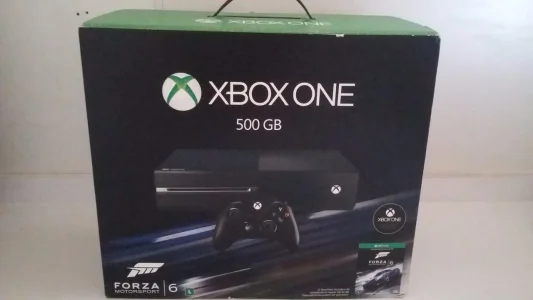 Vendo XBOX One Seminovo 1100