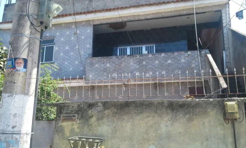 Excelnte Sobrado 2q em Nova Cidade