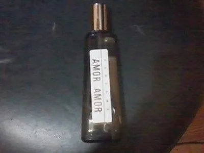 Essencia Perfume Amor Amor