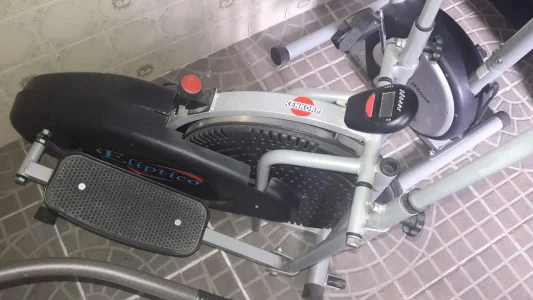 Elíptico e Bicicleta