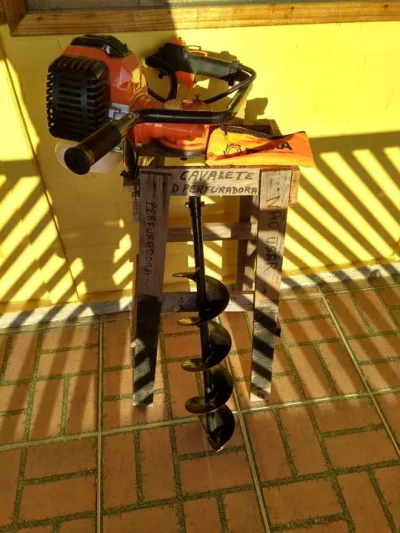 Perfuradora de Solo