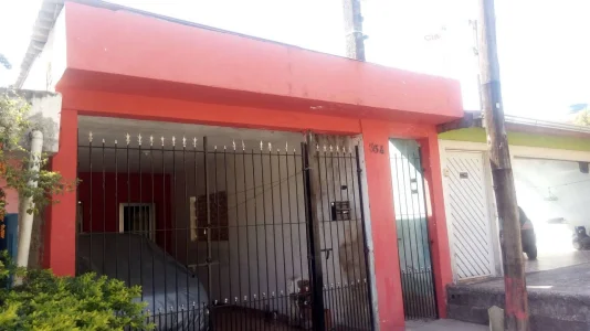 Vendo um Sobrado