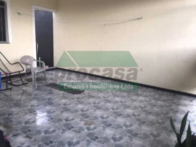 Casa de Rua - / Residencial / Nova Cidade