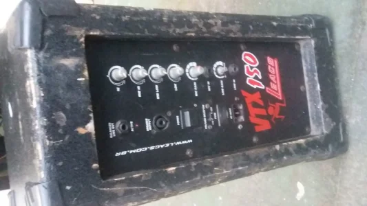 Caixa Ativa *(amplificada ) 150 W