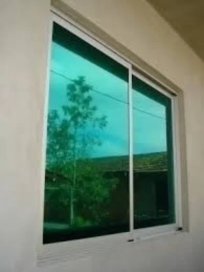 Layanne Insulfilm