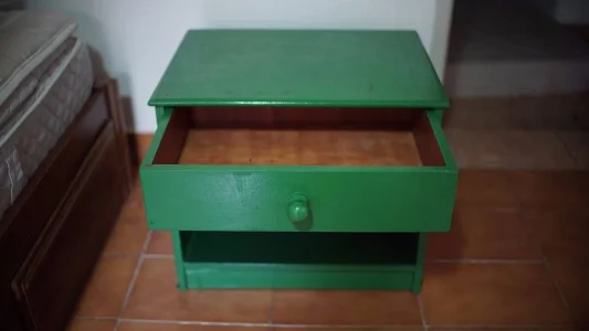 Criado Mudo de Madeira Verde