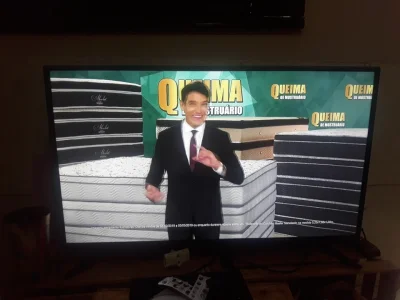 TV Led Philco Preta em ótimo Estado