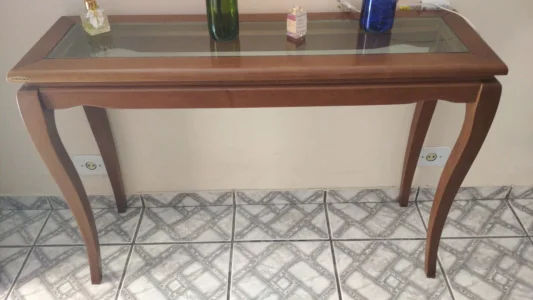 Aparador com Vidro
