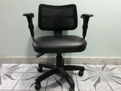 Cadeira Giratória para Mesa de Estudos