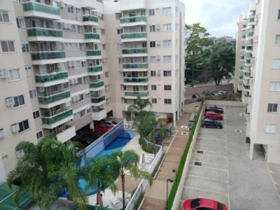 Apartamento 3 Quartos na Taquara com Armários
