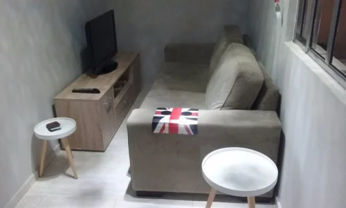 Sofá 4 Lugares Vendo ótimo.estado