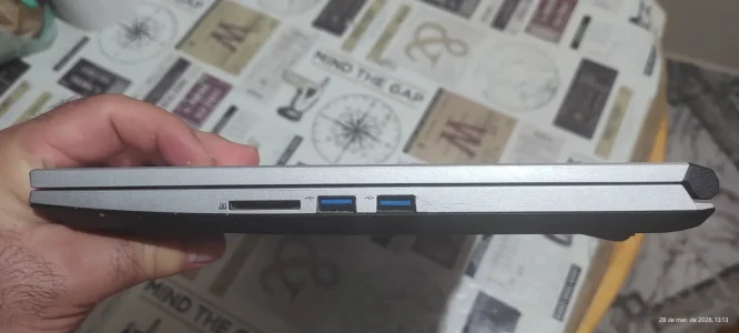 Notebook Gamer Avell A62/MUV i7-9750H 16Gb de Memoria + SSD 256Gb NVME + NVIDIA 1650 QMax 4Gb