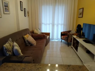1 Quarto Frente para Rua á 100 Metros da Praia no Jardim Guilhermina