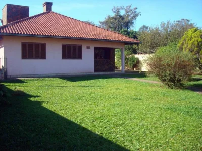 Casa com 3 Dorms em Taquara - Jardim do Prado por 960 Mil para Comprar