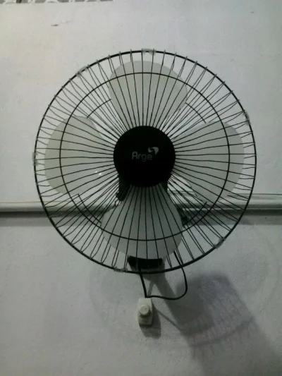 Ventilador de Parede Usado Arge Max Preto