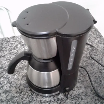 Cafeteira Philco Ph30 Thermo Aço Escovado/preto