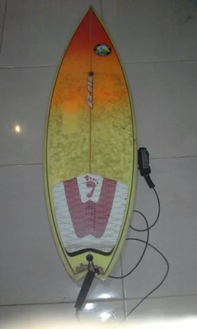 Prancha de Surf com 3 Quilhas Fixa. para Sair Rapido
