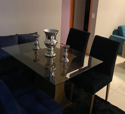 Mesa com 04 Cadeiras