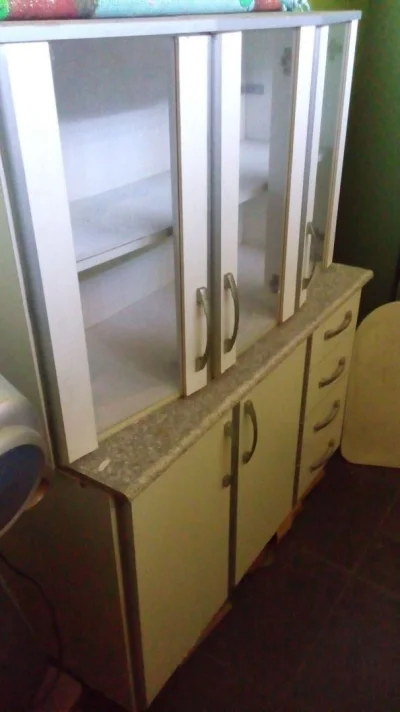Armário de Cozinha Pouco Uso