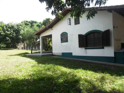 Area com 5.000 m2 C/casa de Frente P/rodovia 390.000