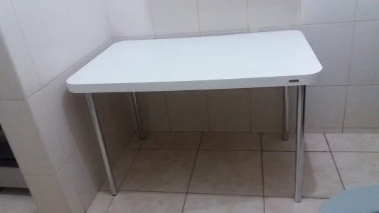 Mesa Nova de Cozinha