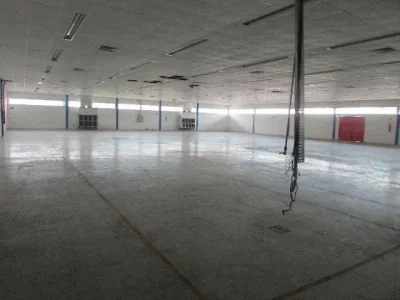 Vende-se ótimo Galpão no Distrito 1 - Aceita Financiamento!