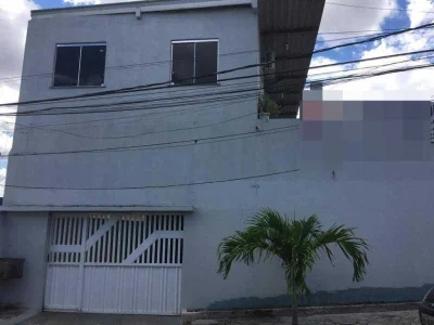 Vende SE Casa Térrea em Flores