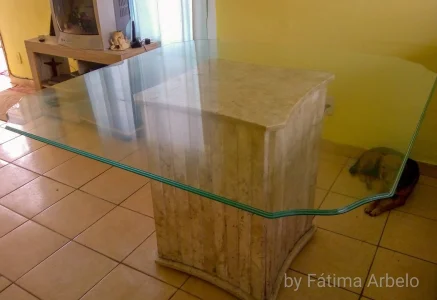 Elegante Mesa de Jantar