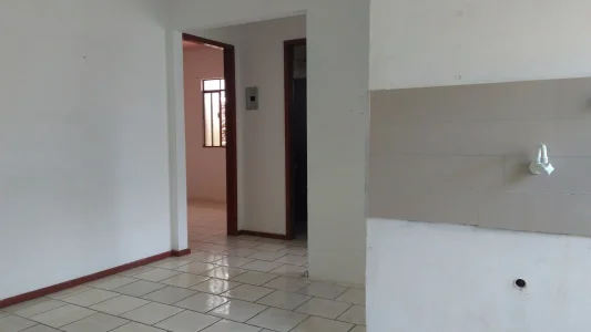 Alugo Kitnetes de Dois Quartos em Florianópolis