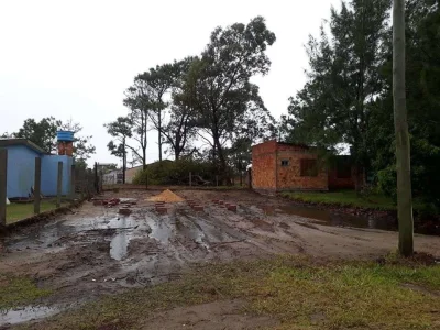 Casa Mista Nova 2 Dorm Terreno 12 X 25
