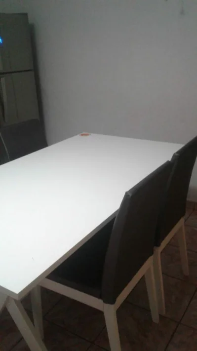 Mesa e 4 Cadeiras
